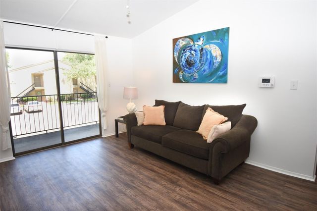 3300 Pebblebrook Drive 48, Seabrook, TX 77586