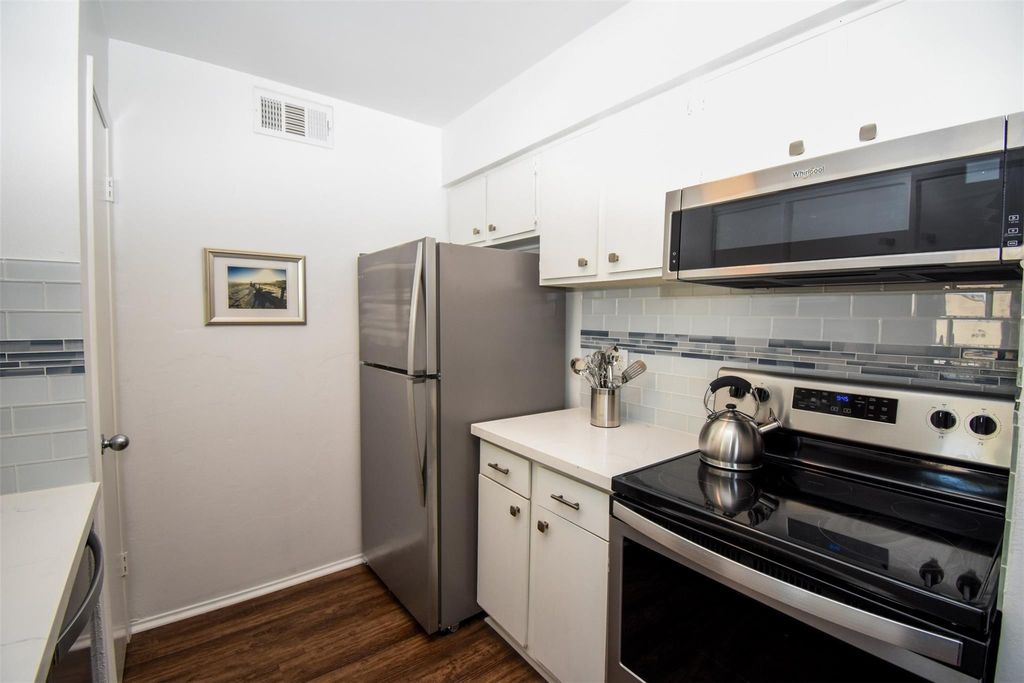 3300 Pebblebrook Drive 48, Seabrook, TX 77586