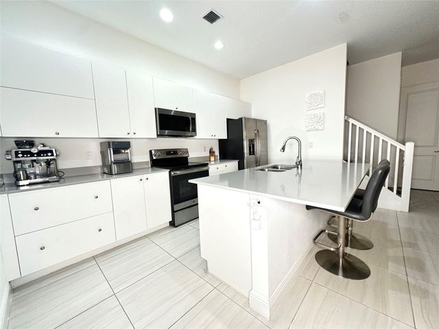 1765 NW 124th Place, Pembroke Pines, FL 33028