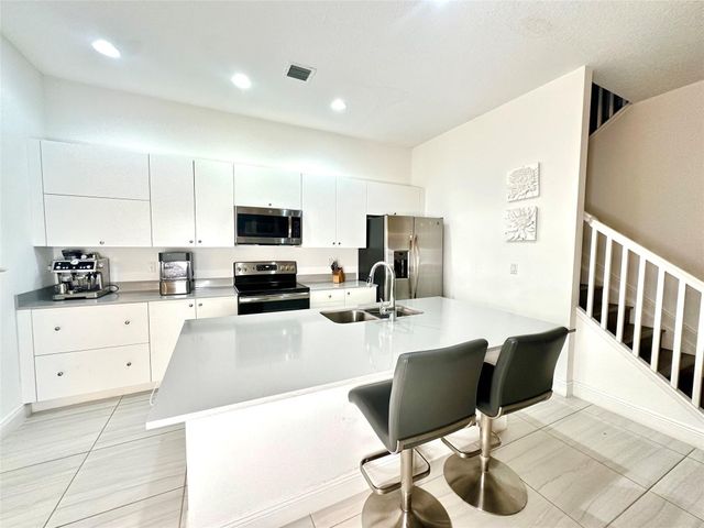 1765 NW 124th Place, Pembroke Pines, FL 33028