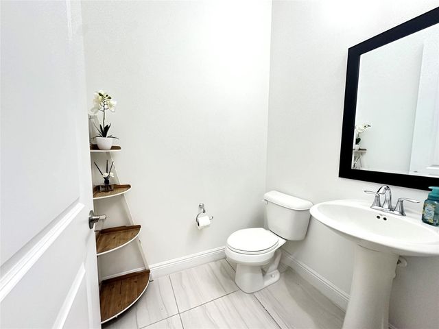 1765 NW 124th Place, Pembroke Pines, FL 33028