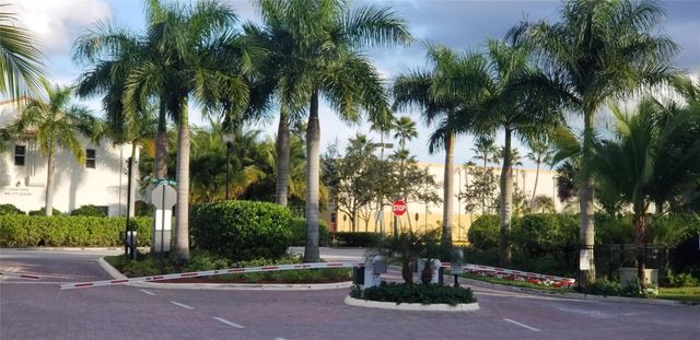 1765 NW 124th Place, Pembroke Pines, FL 33028