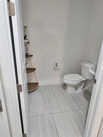 1765 NW 124th Place, Pembroke Pines, FL 33028