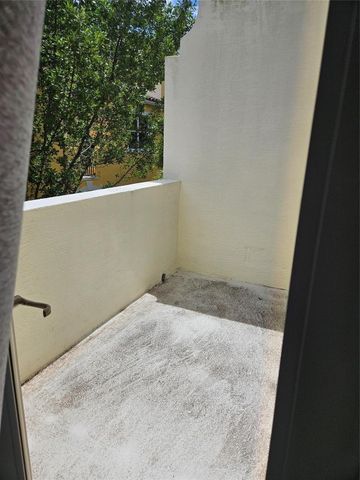 1765 NW 124th Place, Pembroke Pines, FL 33028