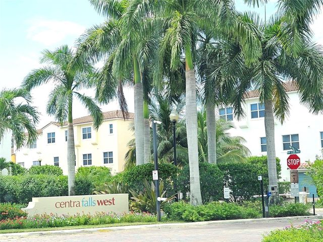 1765 NW 124th Place, Pembroke Pines, FL 33028