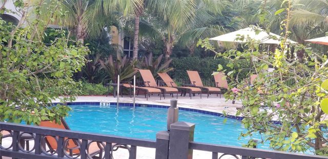 1765 NW 124th Place, Pembroke Pines, FL 33028