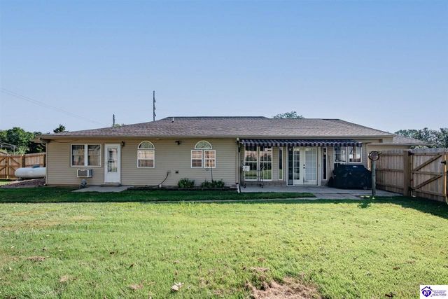 1007 S Woodland Drive, Radcliff, KY 40160