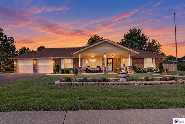 1007 S Woodland Drive, Radcliff, KY 40160
