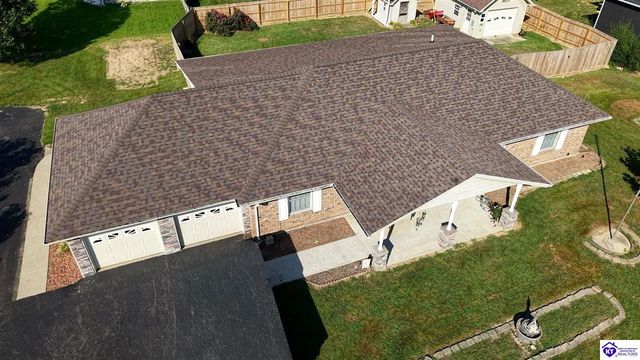 1007 S Woodland Drive, Radcliff, KY 40160