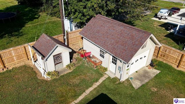 1007 S Woodland Drive, Radcliff, KY 40160