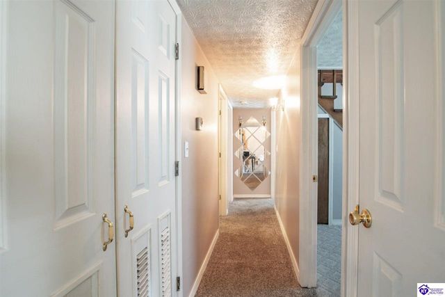 1007 S Woodland Drive, Radcliff, KY 40160