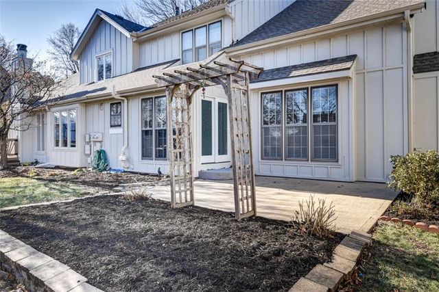 12019 England Street, Overland Park, KS 66213