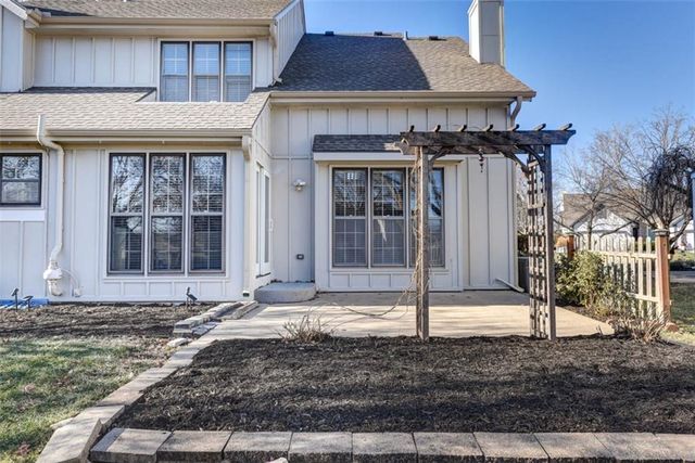 12019 England Street, Overland Park, KS 66213