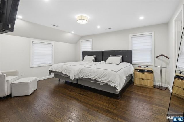 373 Briarcliff Road, Teaneck, NJ 07666