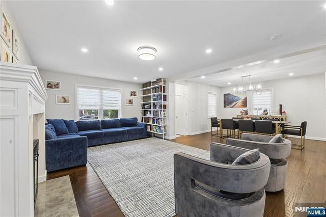 373 Briarcliff Road, Teaneck, NJ 07666