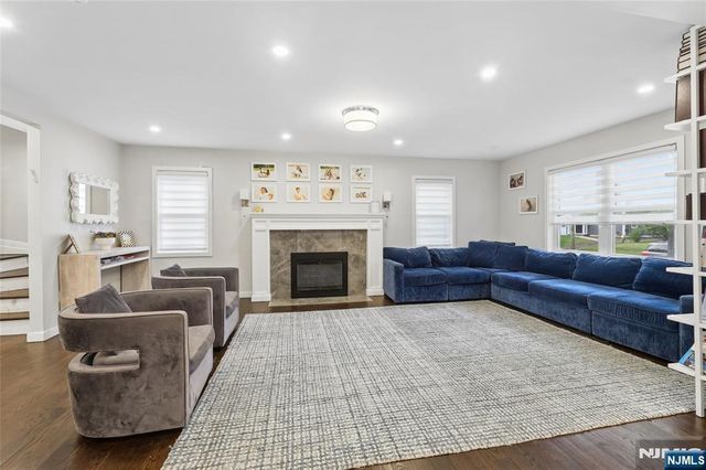 373 Briarcliff Road, Teaneck, NJ 07666