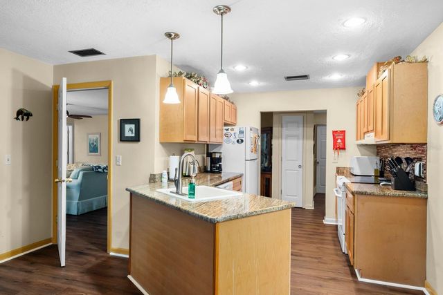 13941 KIMBERLY DRIVE, Largo, FL 33774