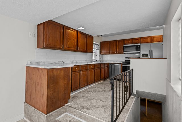 940 31st Street, Bettendorf, IA 52722