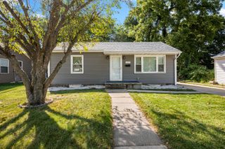 940 31st Street, Bettendorf, IA 52722