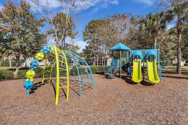 1452 Harbor Mist Court, Charleston, SC 29492