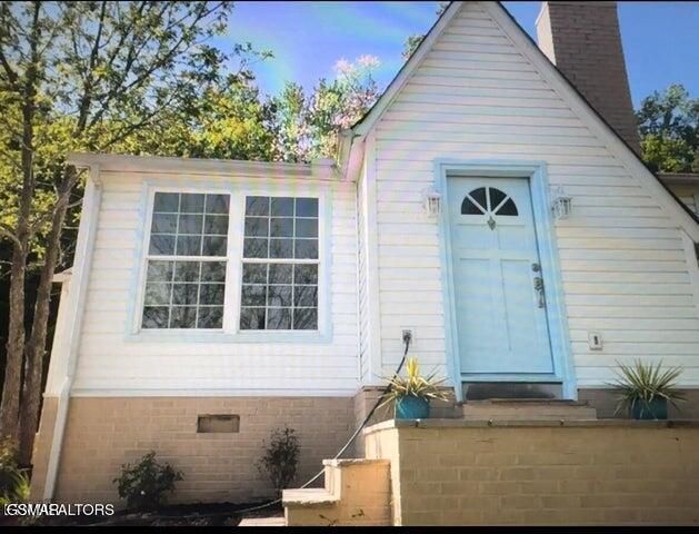 739 W Main Street Street, Sevierville, TN 37862