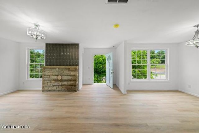 739 W Main Street Street, Sevierville, TN 37862