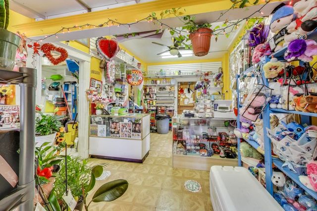 2625 S Central Park Avenue, Chicago, IL 60623