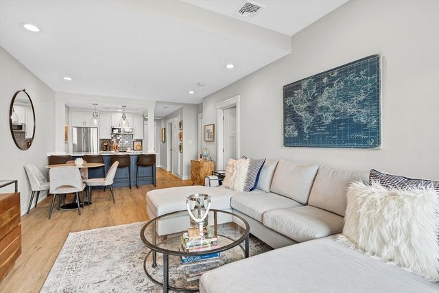 300 Commercial St 709, Boston, MA 02109