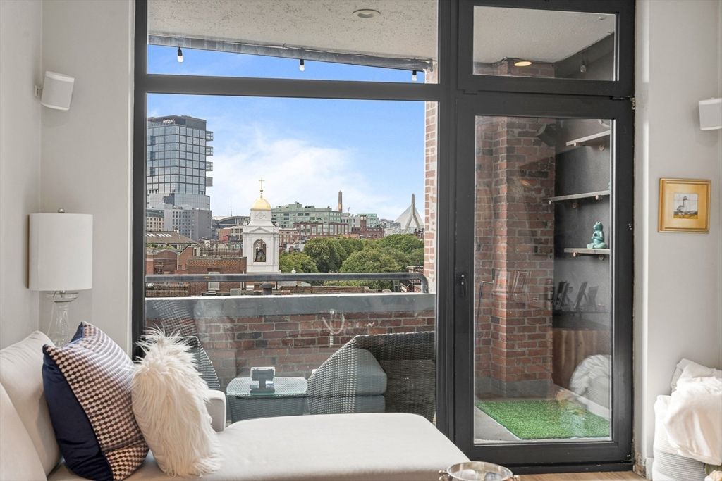 300 Commercial St 709, Boston, MA 02109