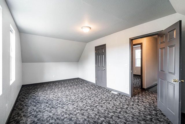 547 N 25th STREET, Milwaukee, WI 53233