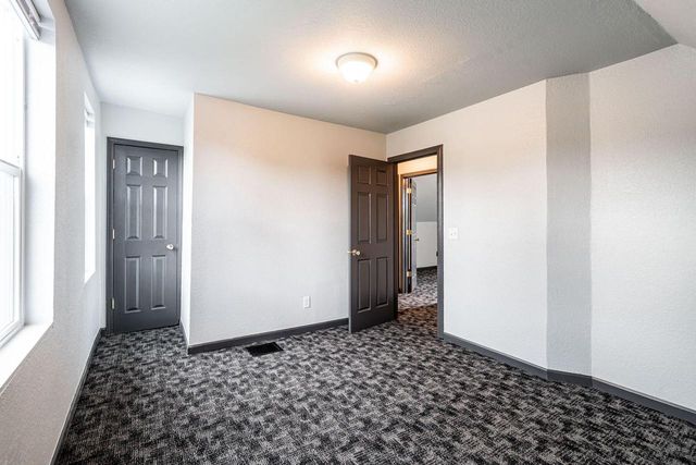 547 N 25th STREET, Milwaukee, WI 53233