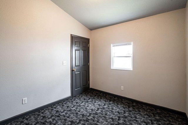 547 N 25th STREET, Milwaukee, WI 53233