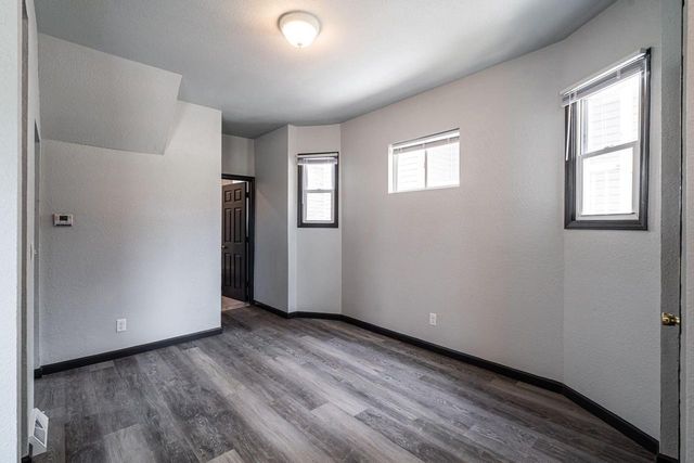 547 N 25th STREET, Milwaukee, WI 53233