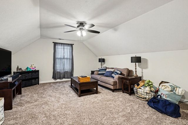 1279 Highgrove Ln, Clarksville, TN 37043