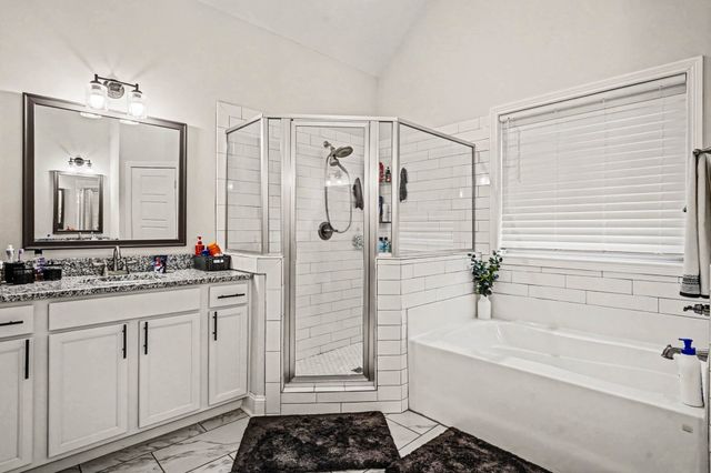 1279 Highgrove Ln, Clarksville, TN 37043