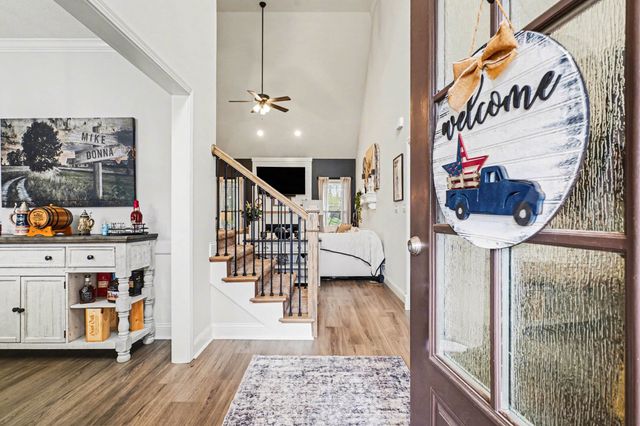 1279 Highgrove Ln, Clarksville, TN 37043