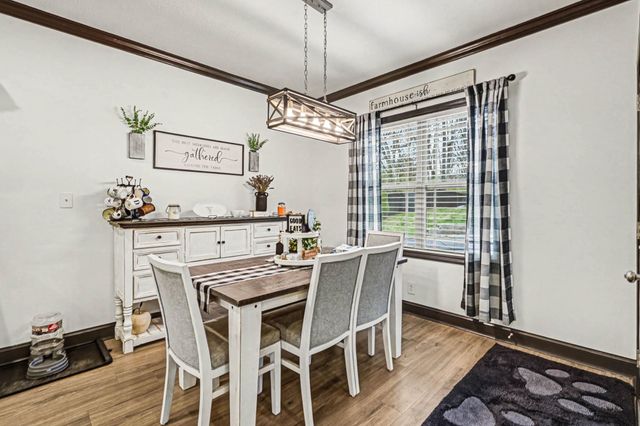 1279 Highgrove Ln, Clarksville, TN 37043