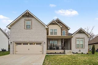 1279 Highgrove Ln, Clarksville, TN 37043