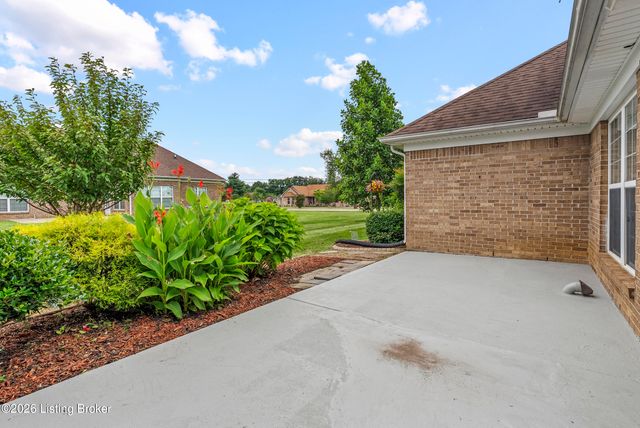 183 Hardy Ln, Mt Washington, KY 40047