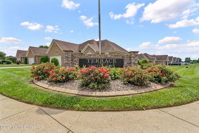 183 Hardy Ln, Mt Washington, KY 40047