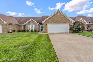 183 Hardy Ln, Mt Washington, KY 40047