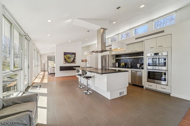 71 Sally Harden Rd, Wantage Twp., NJ 07461