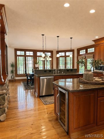 6275 Kraus Road, Clarence, NY 14032