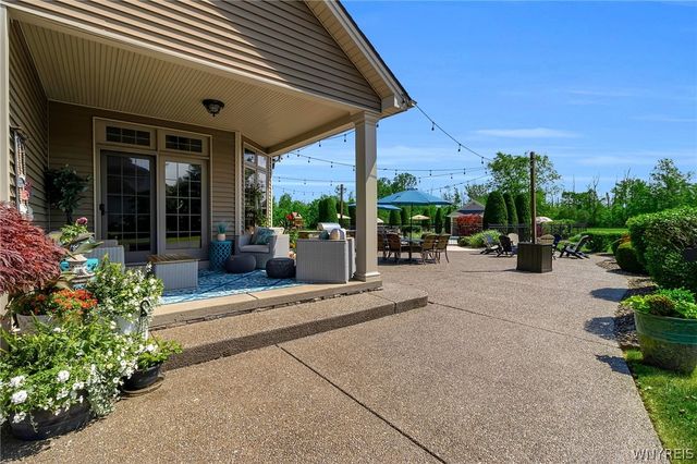 6275 Kraus Road, Clarence, NY 14032