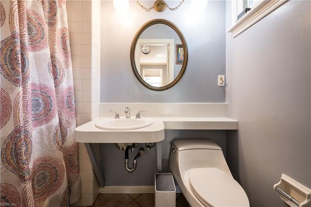 304 Cavalier DR, Virginia Beach, VA 23451