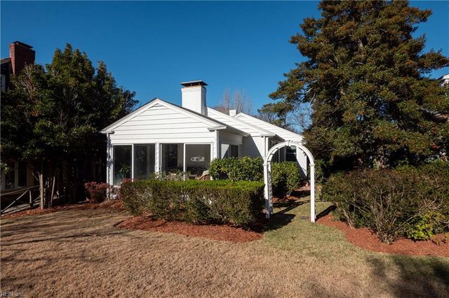 304 Cavalier DR, Virginia Beach, VA 23451