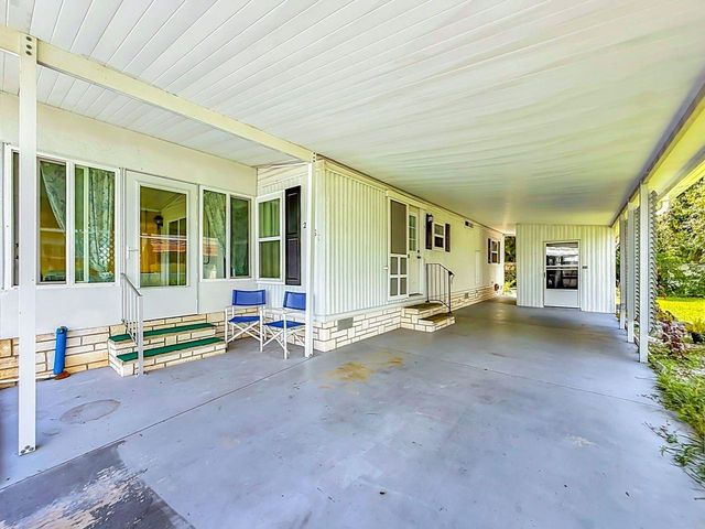 2361 W COACH N FOUR DRIVE, Leesburg, FL 34748
