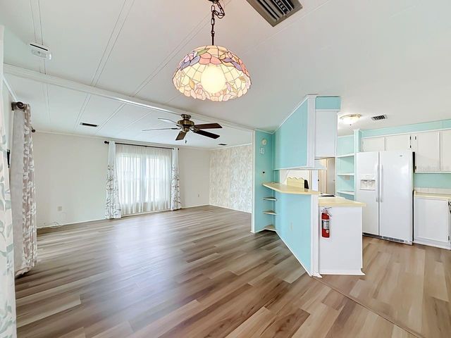 2361 W COACH N FOUR DRIVE, Leesburg, FL 34748