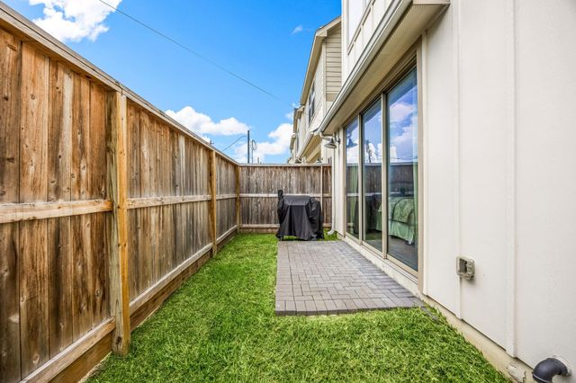 710 Louise Street, Houston, TX 77009