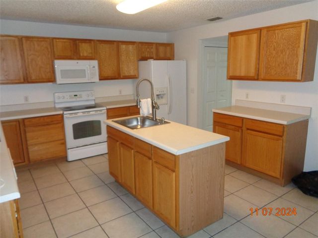 1914 LYNN RIVER DRIVE, Deltona, FL 32738